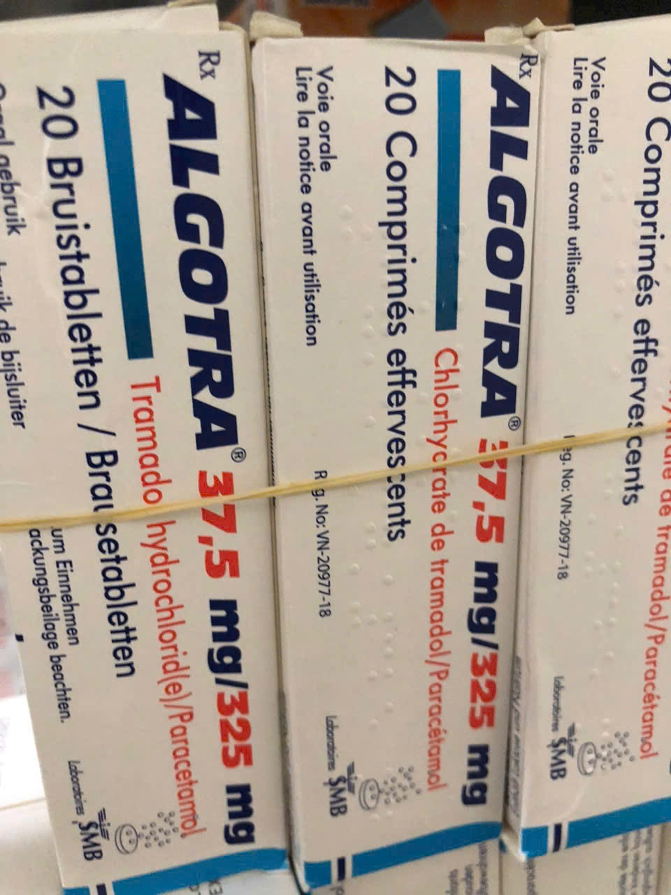 Thuốc Algotra 37,5mg/325mg giá bao nhiêu mua ở đâu?