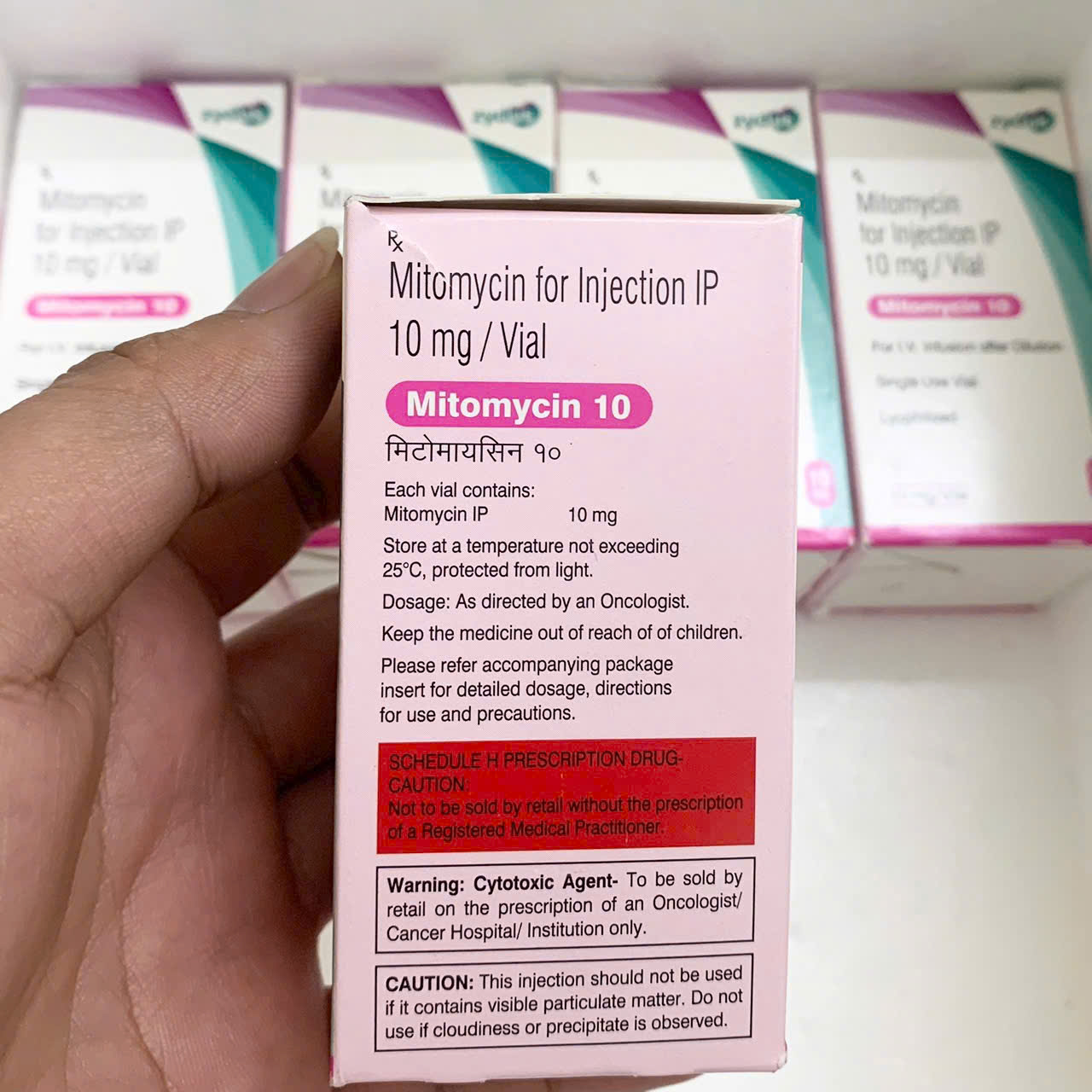 Thuốc Mitomycin 10mg giá bao nhiêu mua ở đâu?