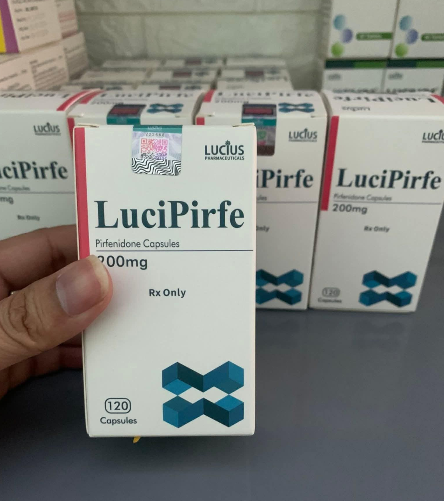Thuốc LuciPirfe Pirfenidone 200mg giá bao nhiêu?